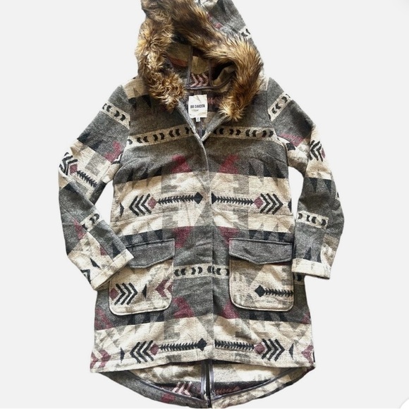 BB Dakota Aztec Jacket with Fur Trim Hood - Picture 4 of 5